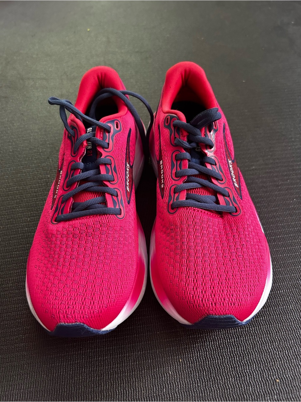 Brooks Glycerin 21 Women’s size 10 pink